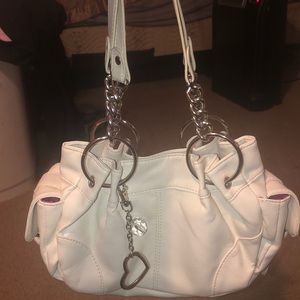 Super cute y2k lil white O-ring purse 👛 ⛓🖤💕